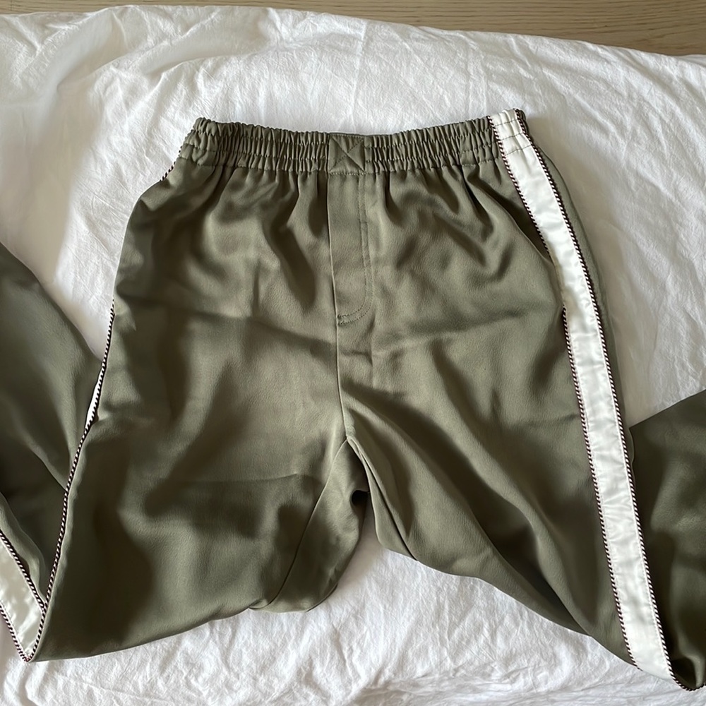Satin Joggers in sage | XS